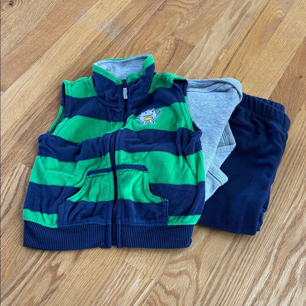 3 Piece Outfit (Size 24 Months)
